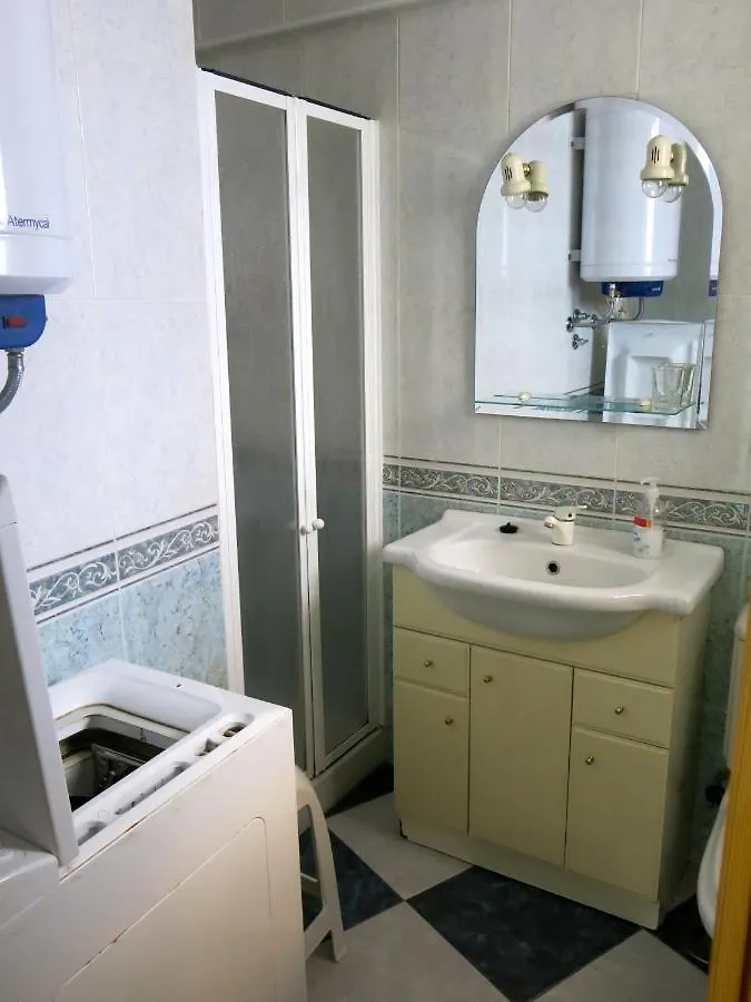 Oasis Junto Al Mar Apartment Torre Del Mar 0*,